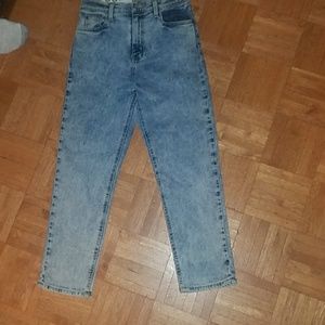BDG Girlfriend High Rise  Jeans